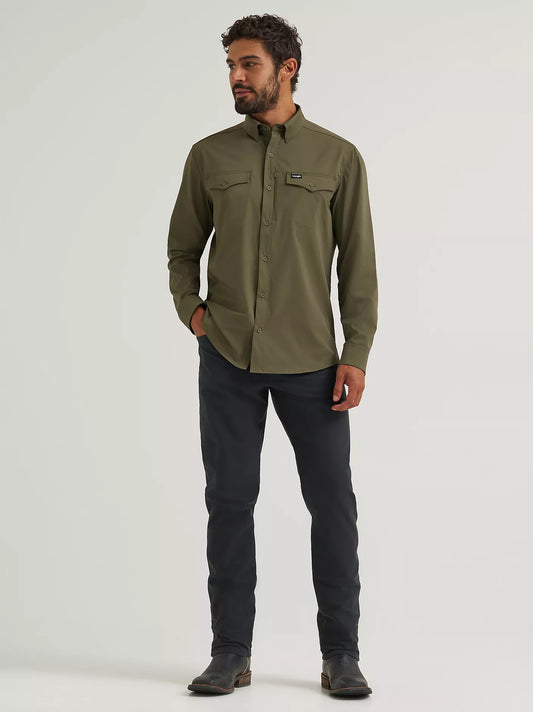 Wrangler All Terrain Gear Men's Live-In Solid Shirt in Olive Night