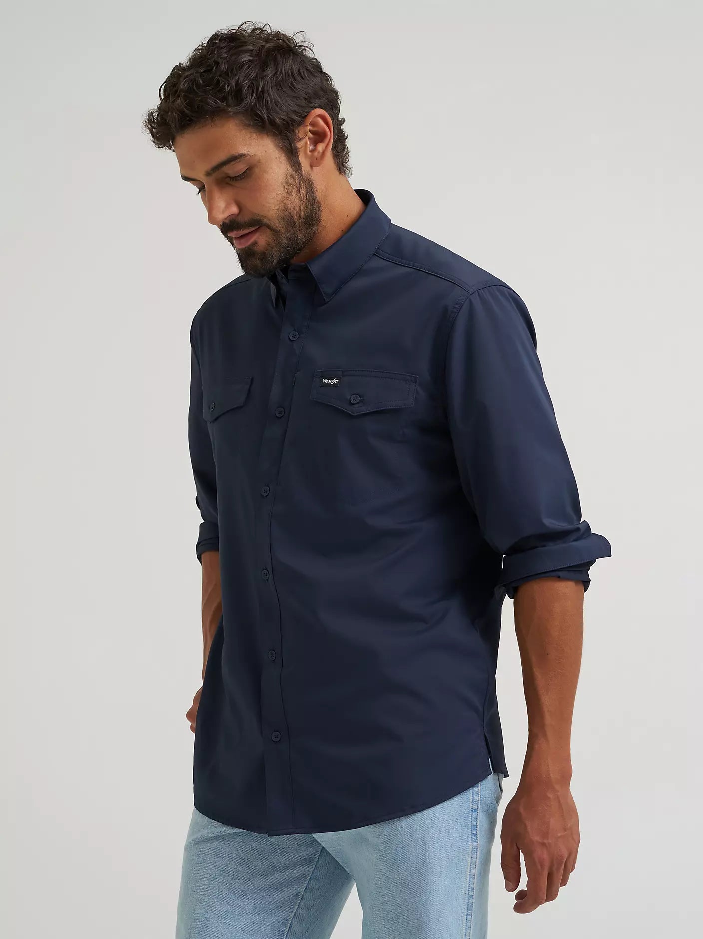 Wrangler All Terrain Gear Men's Live-In Solid Shirt in Dark Sapphire