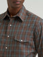 Wrangler Men's Wrinkle Resist Long Sleeve Western Snap Plaid Shirt in Weathered Teal