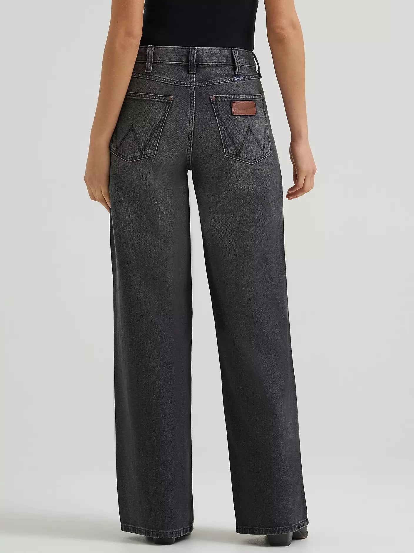 Wrangler Retro® Bailey High Rise Wide Leg Jean in Harper