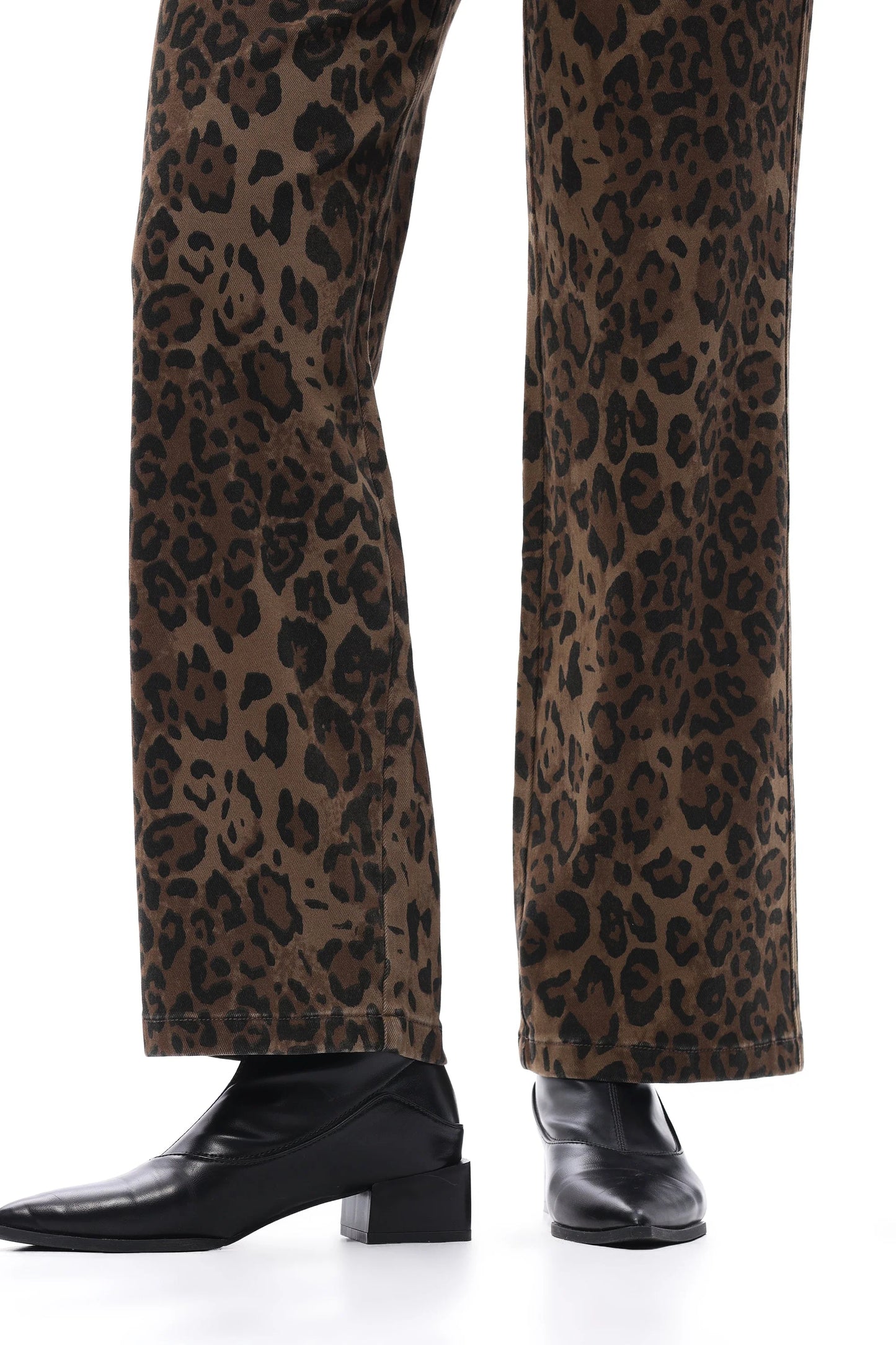 Bayeas High Rise Leopard Print Straight Leg Pants in Coffee
