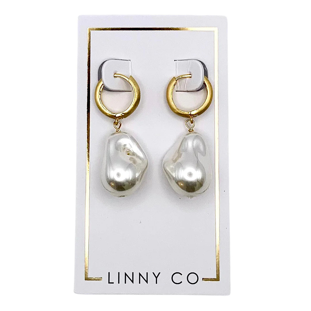 Linny Co Melanie Gold Pearl Earrings