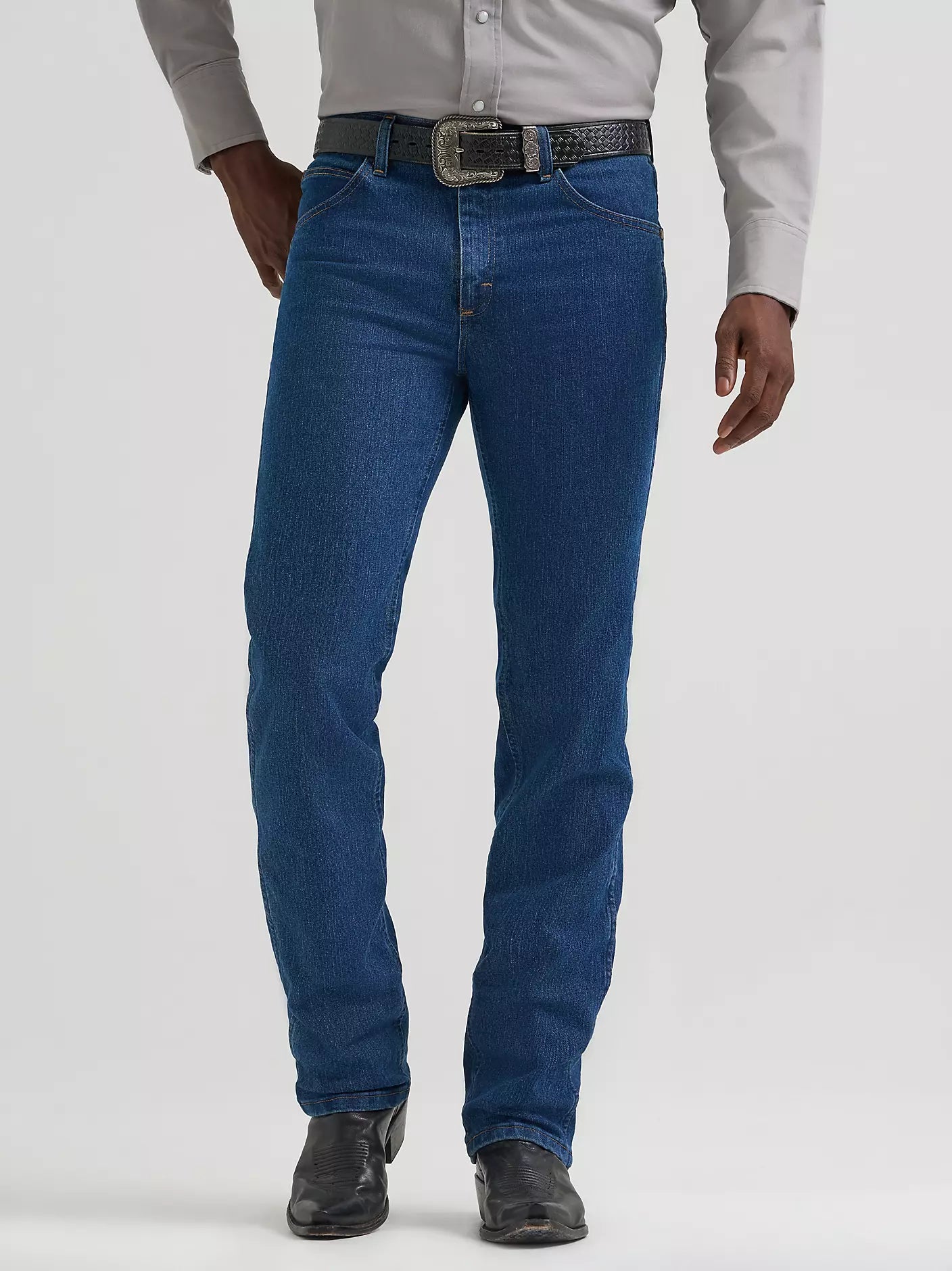 Wrangler Premium Performance Advanced Comfort Cowboy Cut® Slim Fit Jean in MS Wash