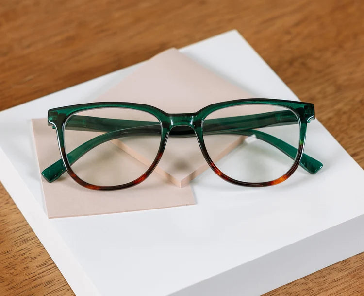 Peepers Penn Green/Tortoise Horn Reading Glasses