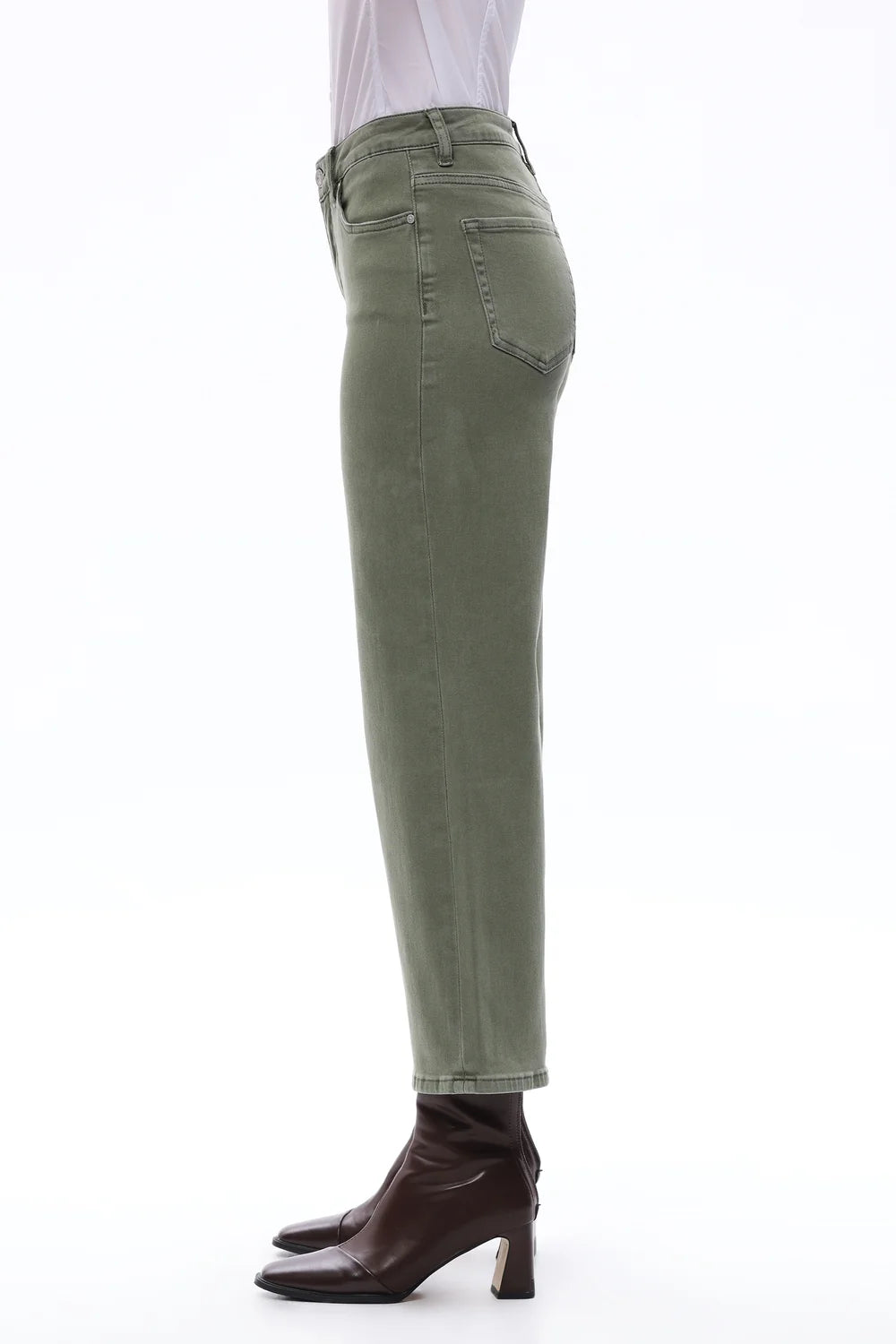 Bayeas Mid Rise Relaxed Cropped Straight Leg Pants in Green