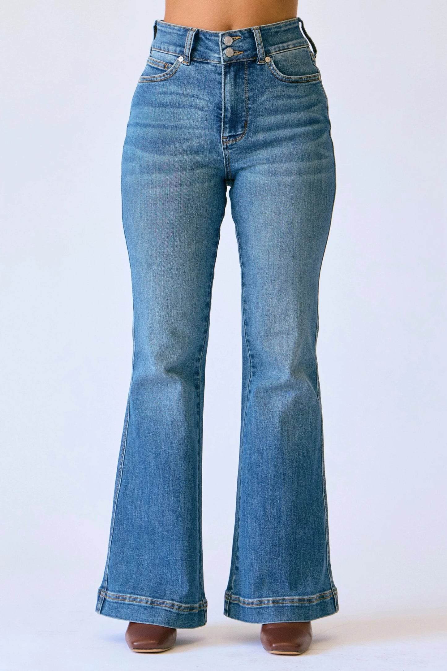 Judy Blue High Waisted Petite Tummy Control Flare Jean