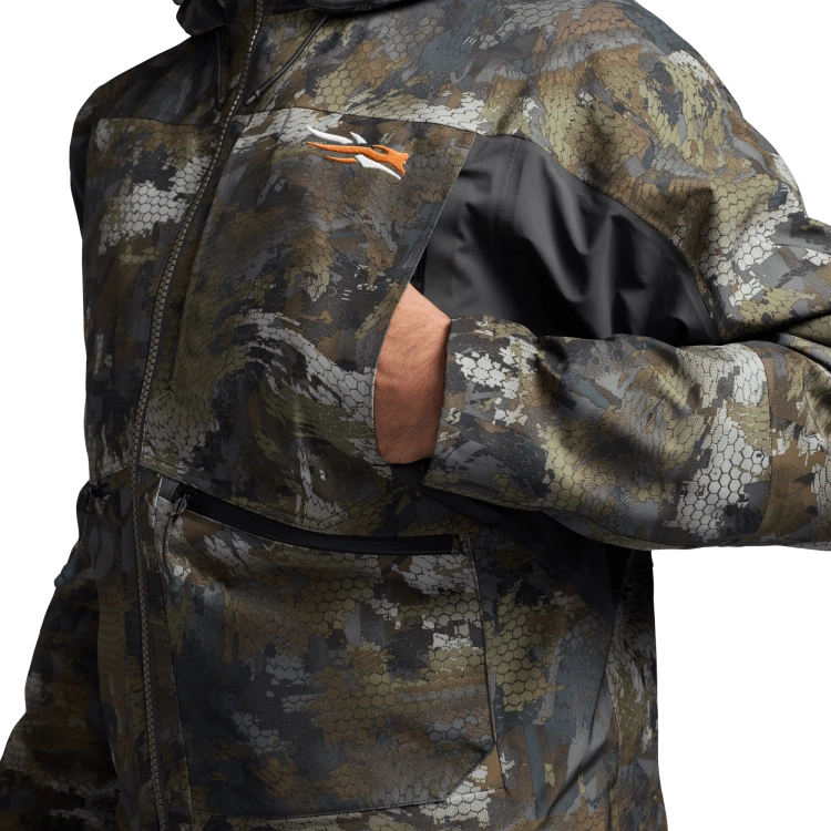 Sitka Delta Wading Jacket in Optifade Waterfowl Timber