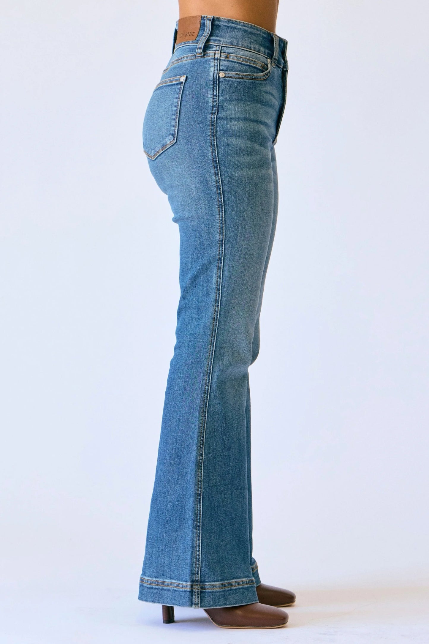 Judy Blue High Waisted Petite Tummy Control Flare Jean