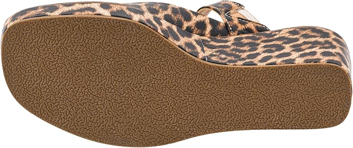 Corkys Treat Yourself Slip on Wedge in Leopard