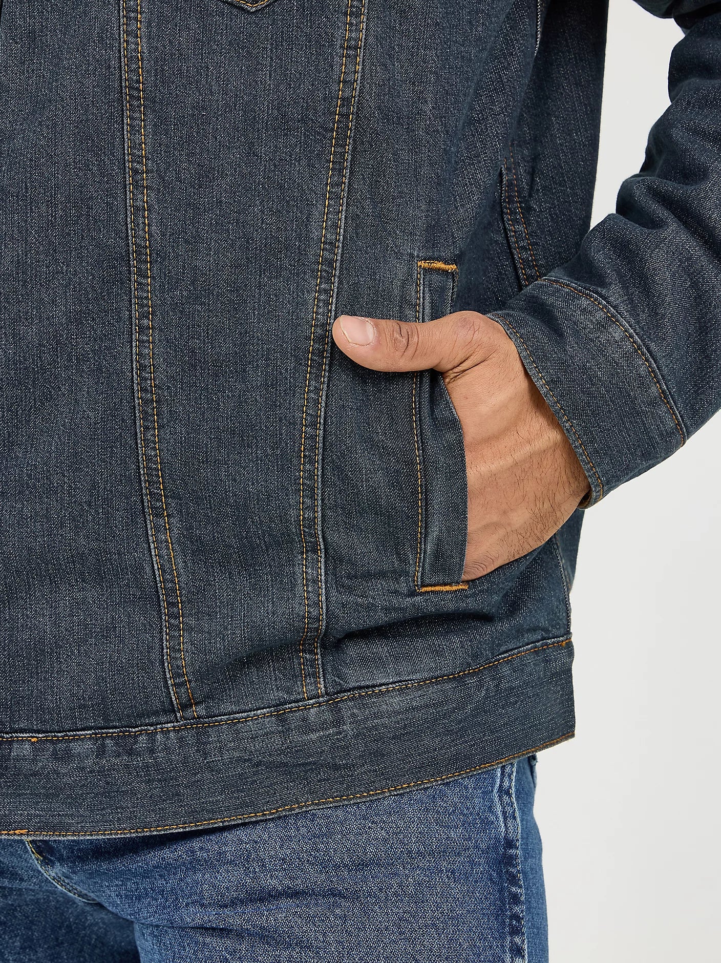Wrangler Western Sherpa Lined Denim Trucker Jacket