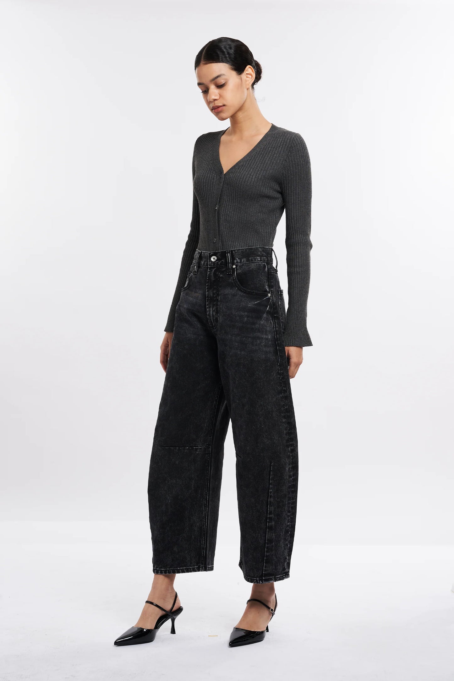 Bayeas Katia Tailored Barrel Leg Denim Jeans in Black