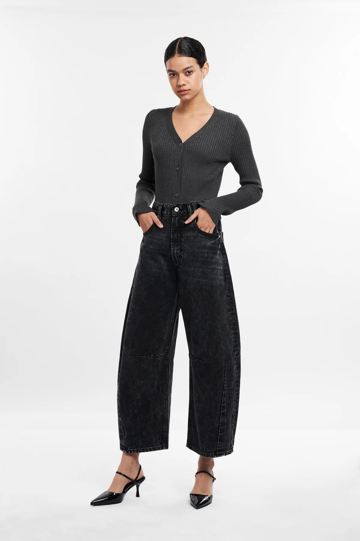 Bayeas Katia Tailored Barrel Leg Denim Jeans in Black