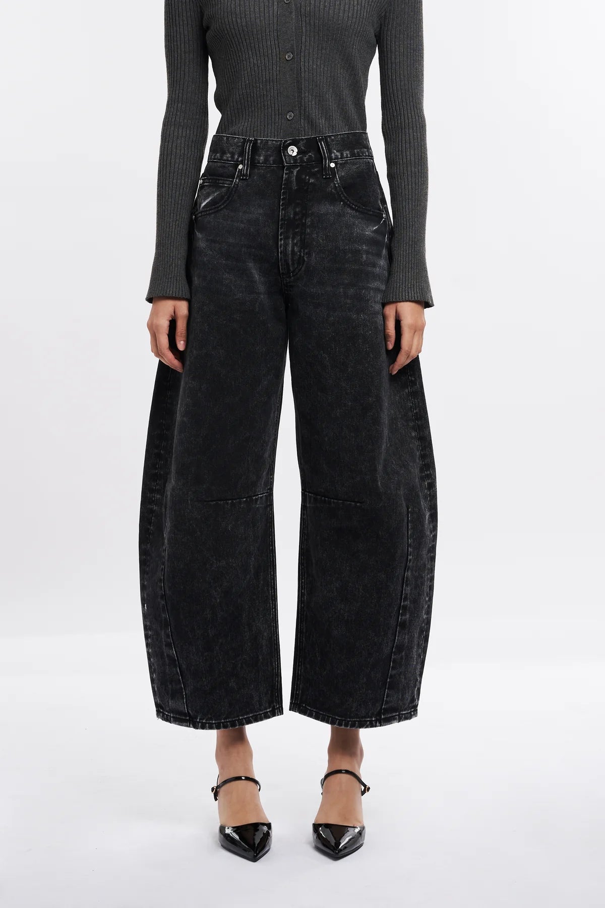 Bayeas Katia Tailored Barrel Leg Denim Jeans in Black