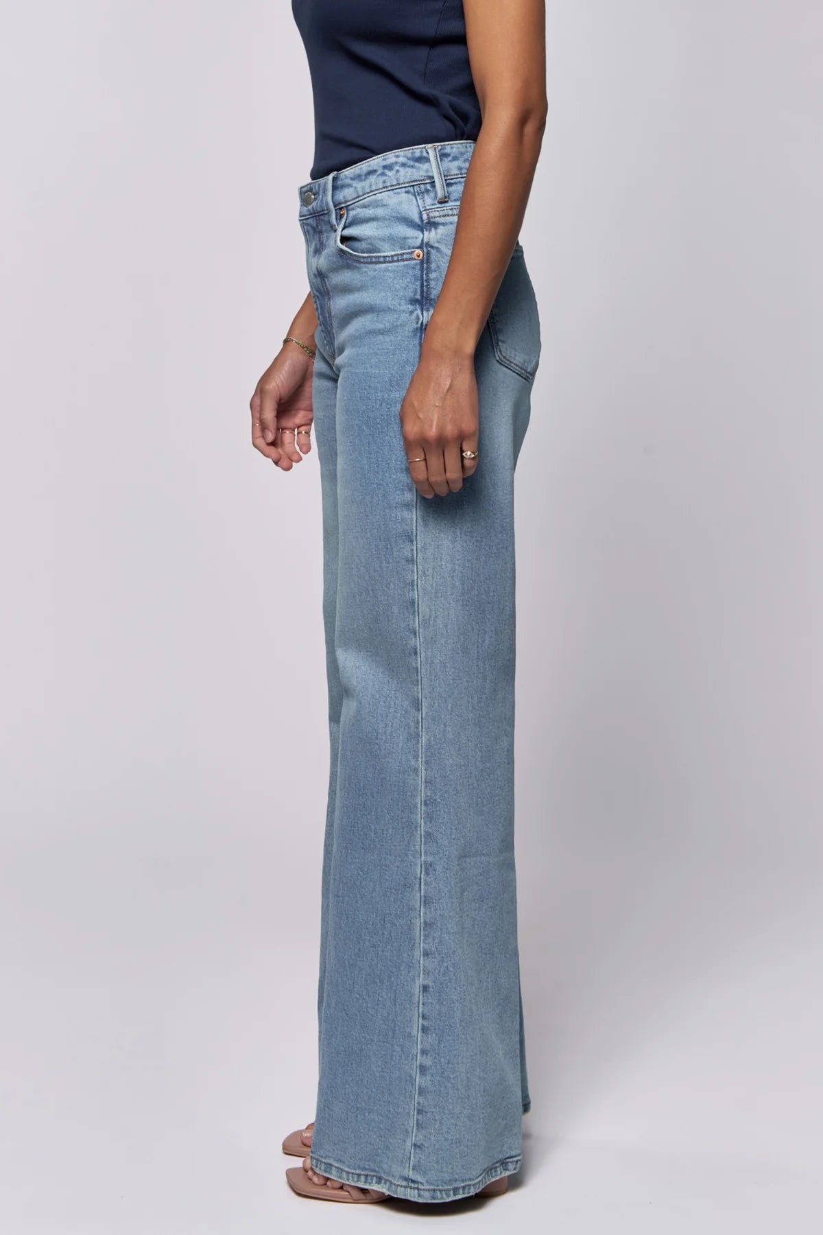 Dear John Denim Fiona Wide Leg Jean in Vintage Flow