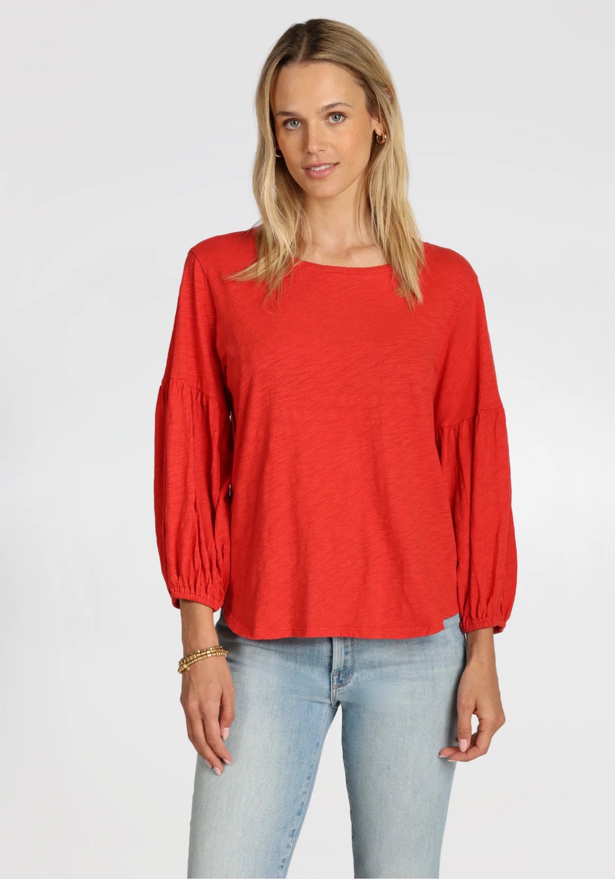 Dylan Slub Jersey Tee with Gauze Sleeve in Red