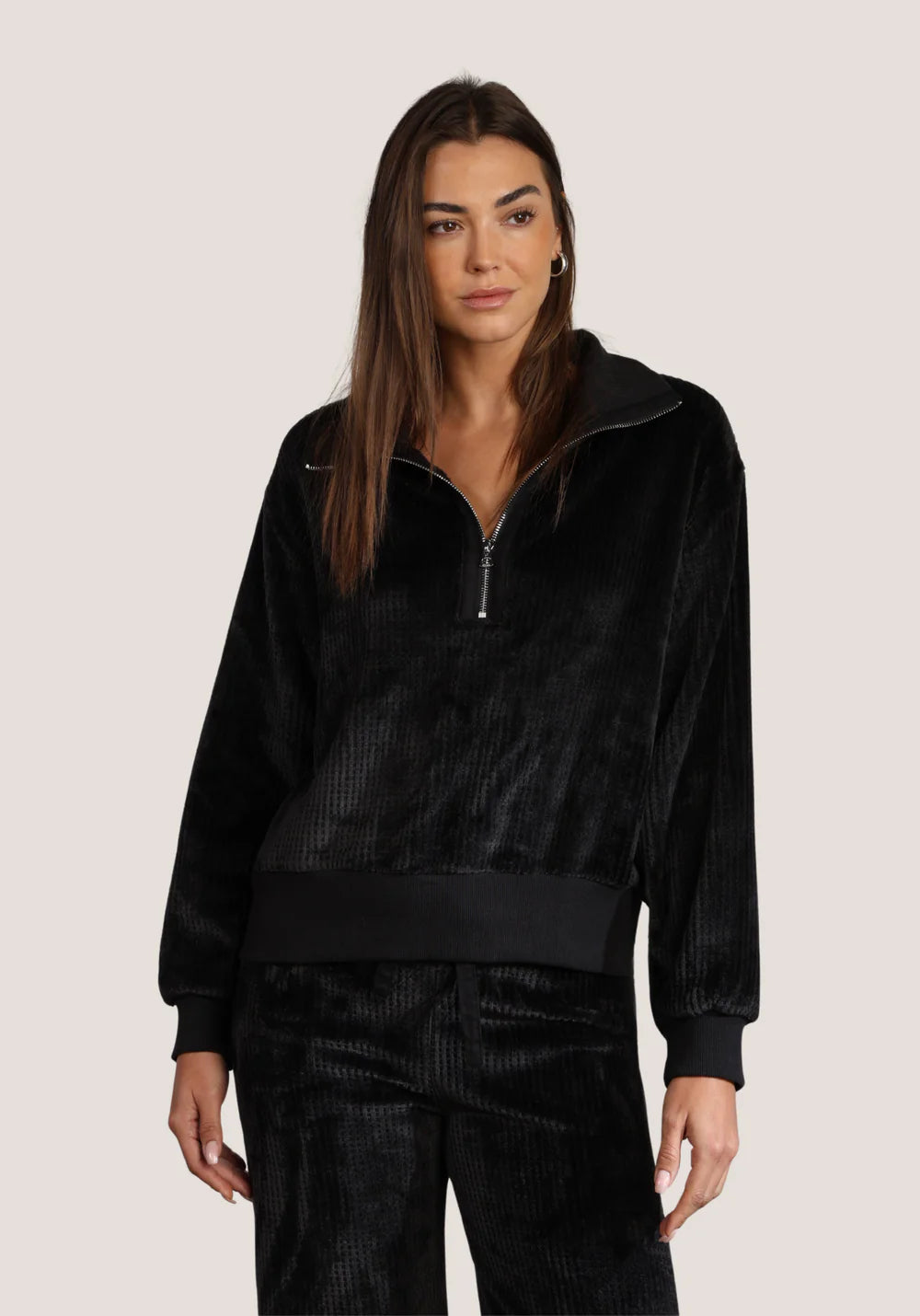 Dylan Skylar Half Zip in Black