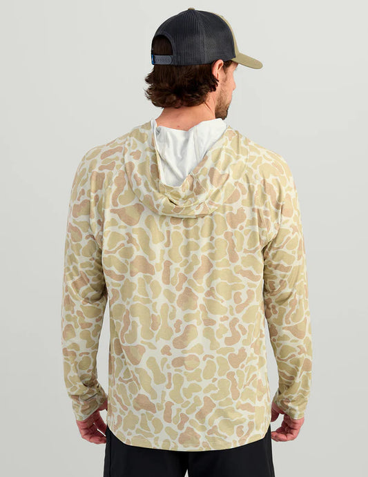 Huk Airweight KC Printed Hoodie in KC Sand Camo