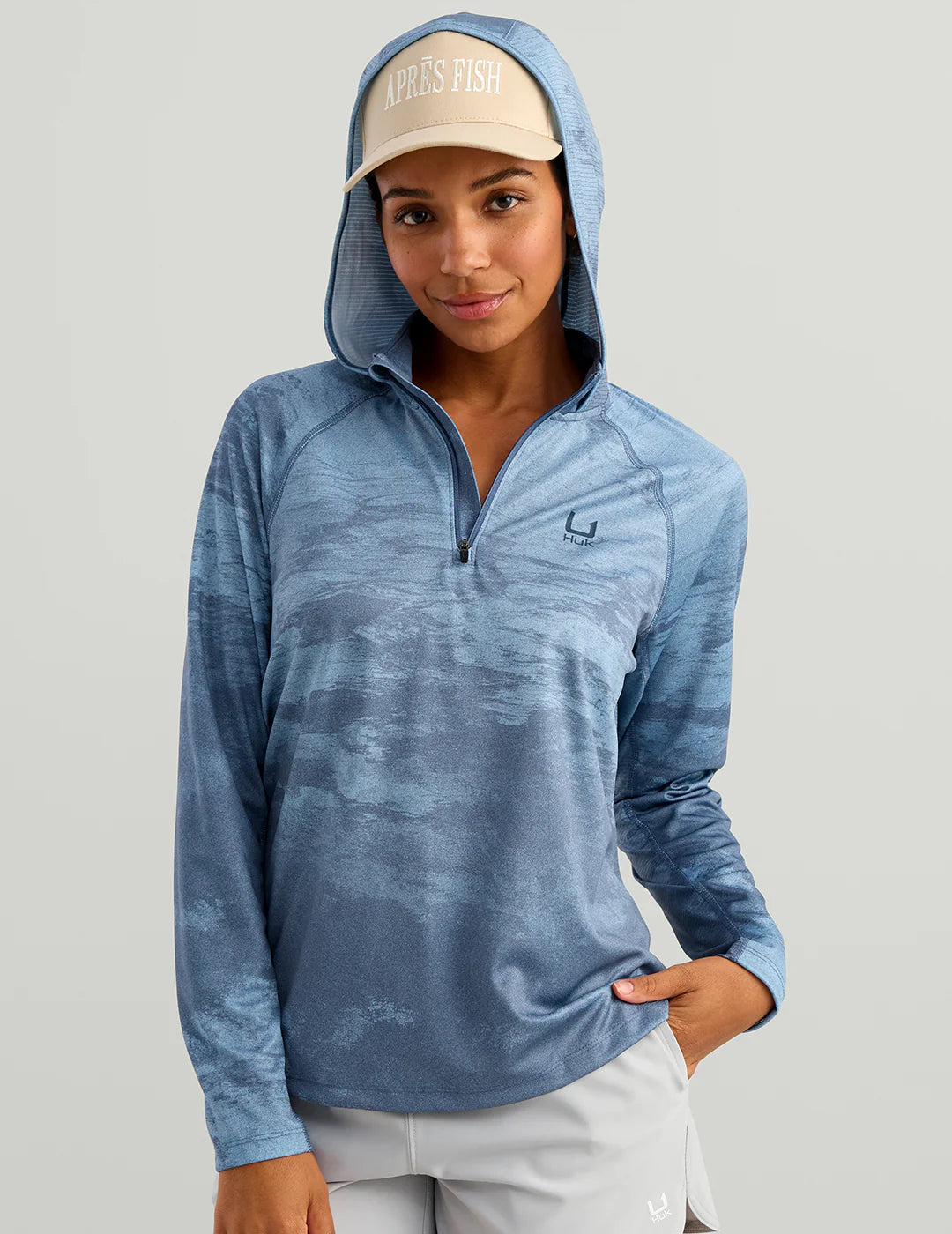 Huk Womens Icon Performance Hoodie in Vintage Indigo Sea Spray