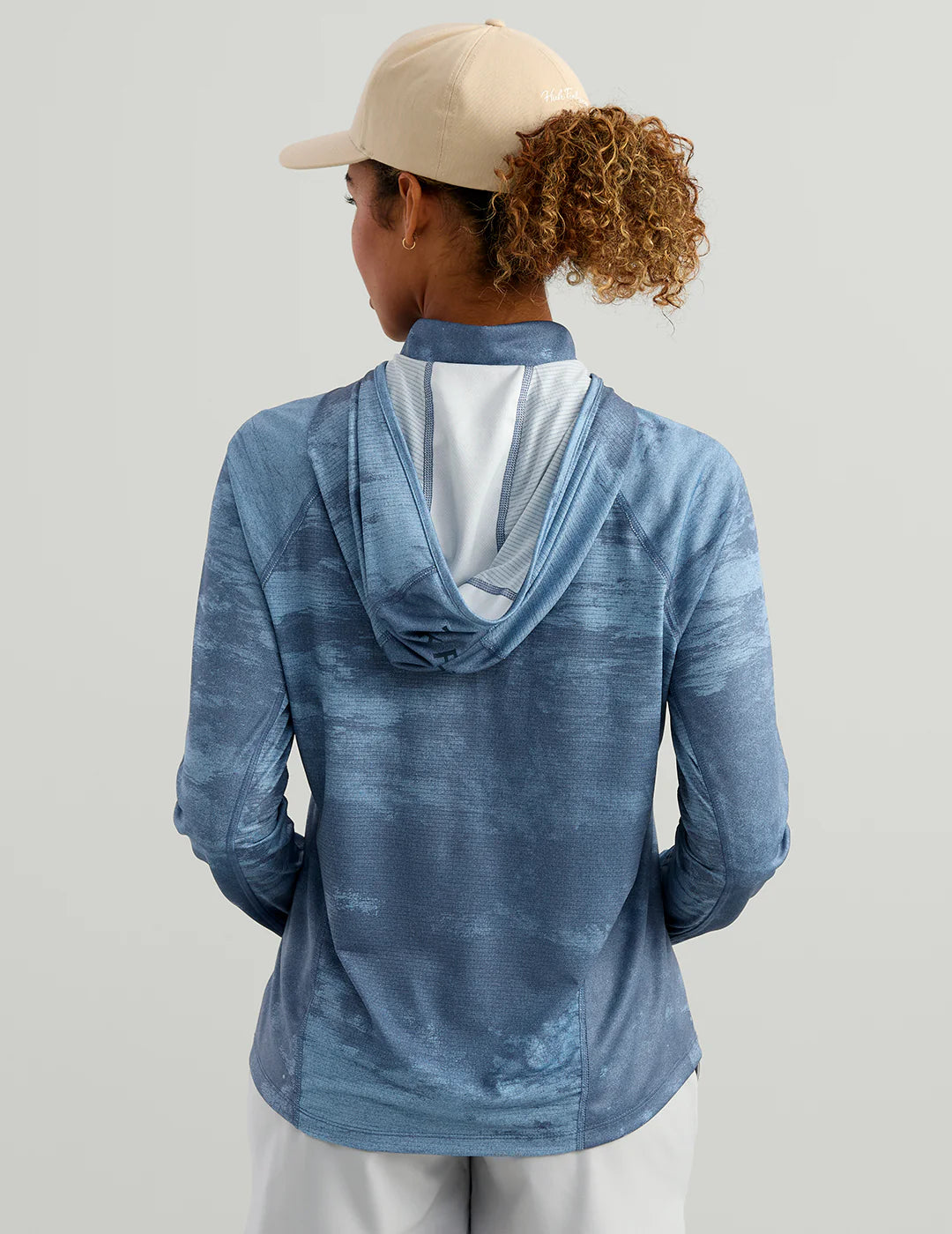 Huk Womens Icon Performance Hoodie in Vintage Indigo Sea Spray