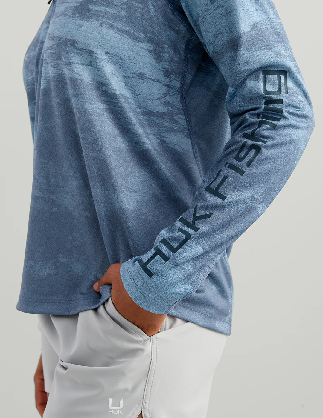 Huk Womens Icon Performance Hoodie in Vintage Indigo Sea Spray