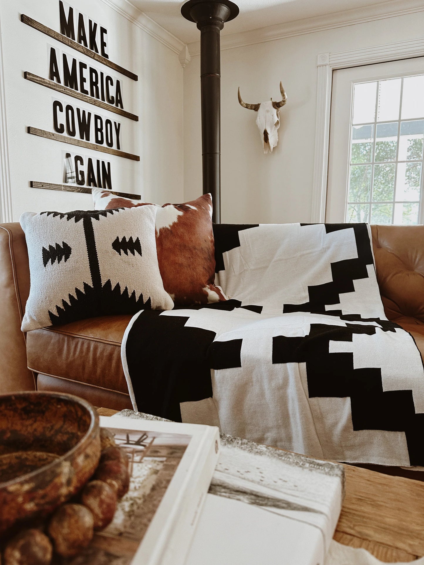 Western Grande Presidio Black + White Cotton Queen Throw Blanket