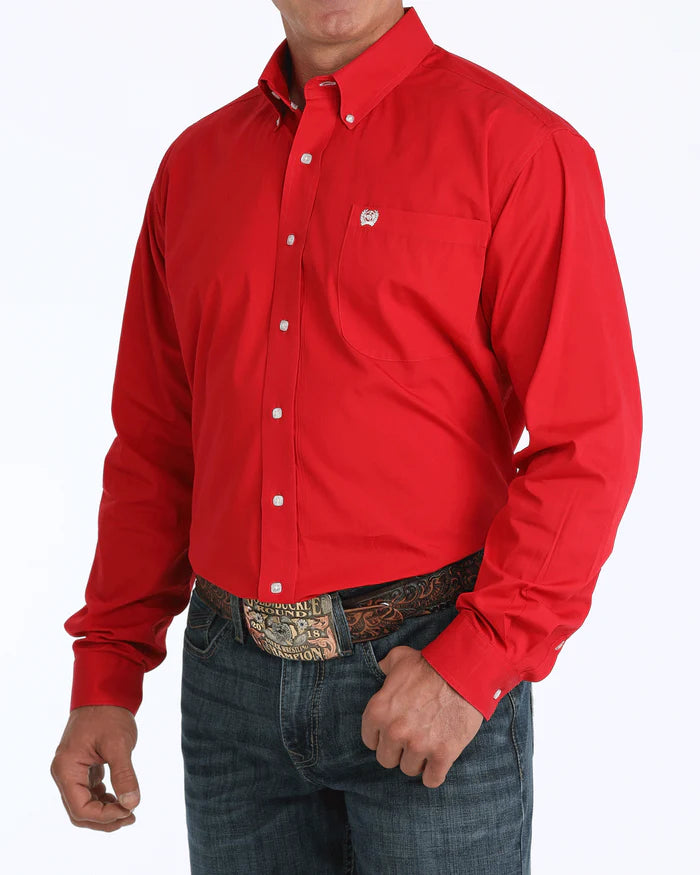 Cinch Men's Solid Classic Fit Button-Down Western Shirt in Red