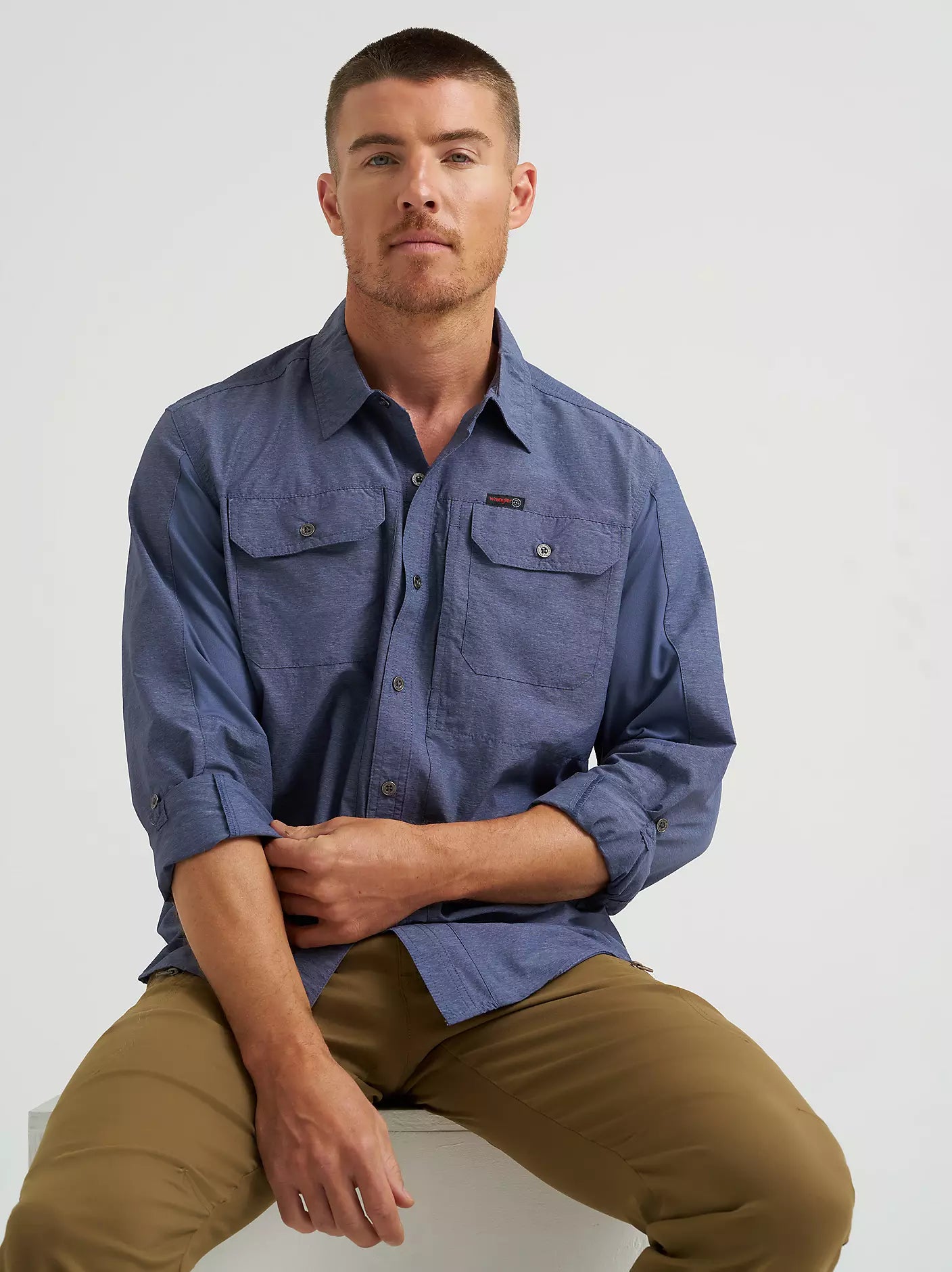 Wrangler ATG™ Men's Mixed Material Shirt in Vintage Indigo