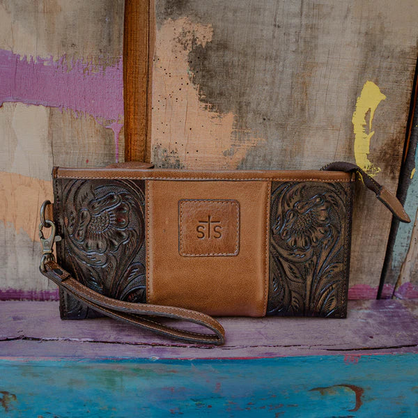 STS Ranchwear Boho Cowgirl Clutch