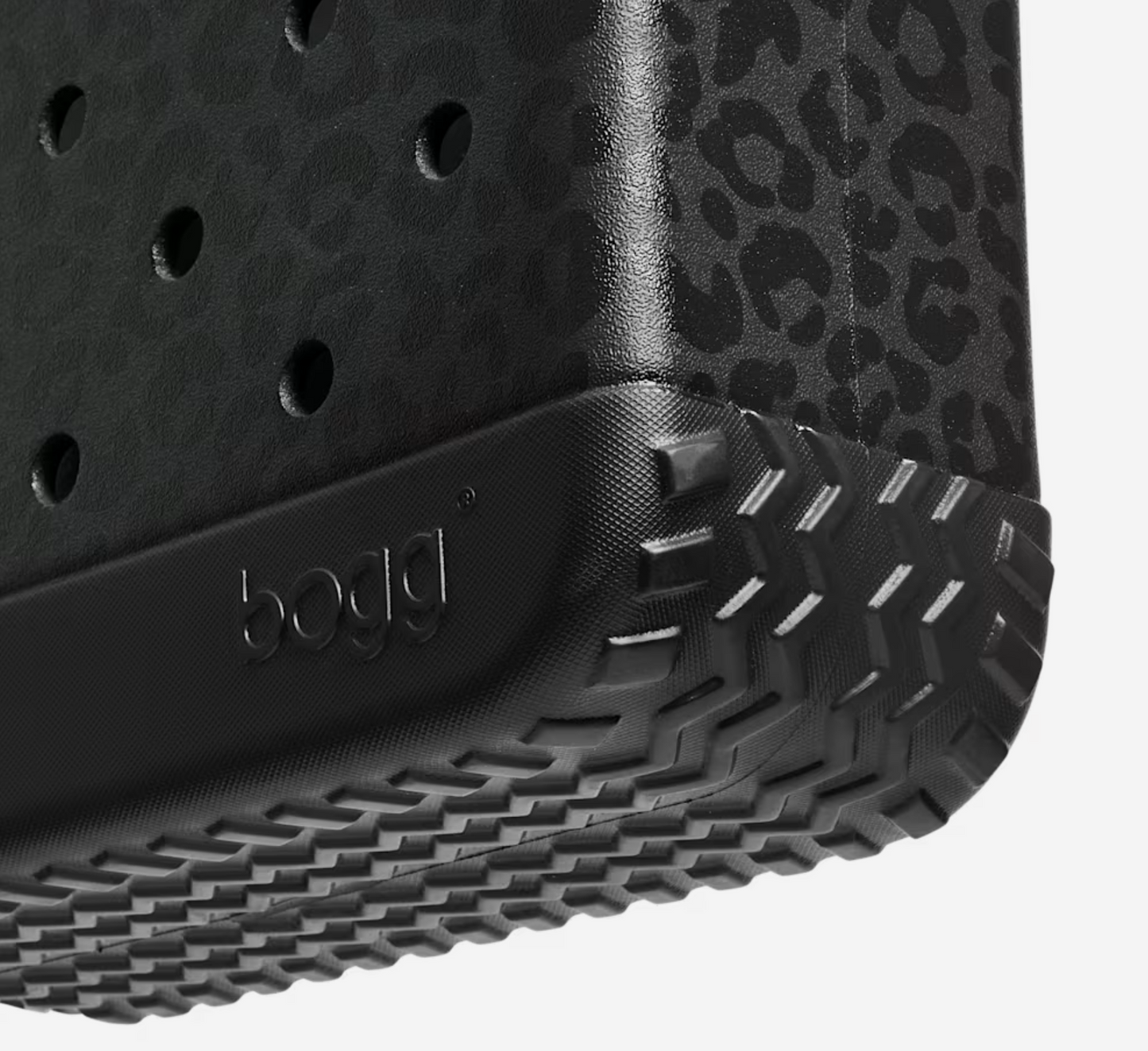 Onyx Leopard Bitty Bogg Bag