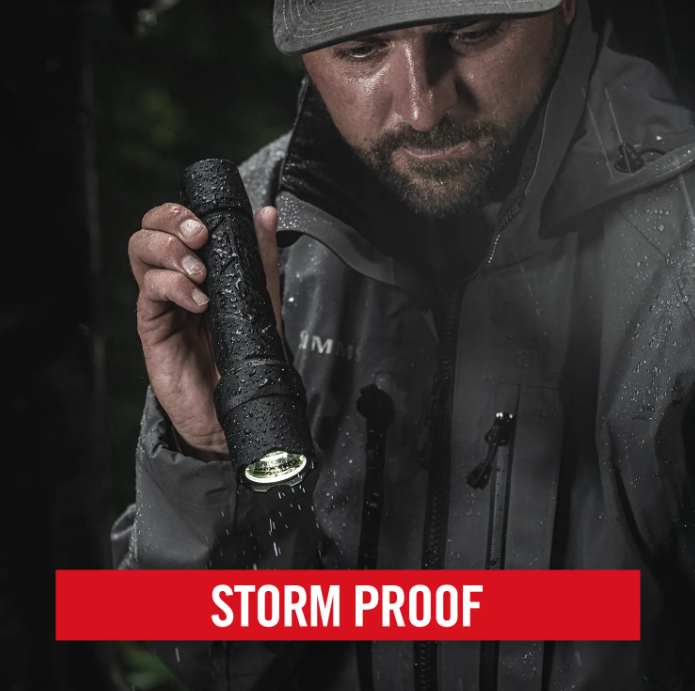 Coast Polysteel 600 Flashlight