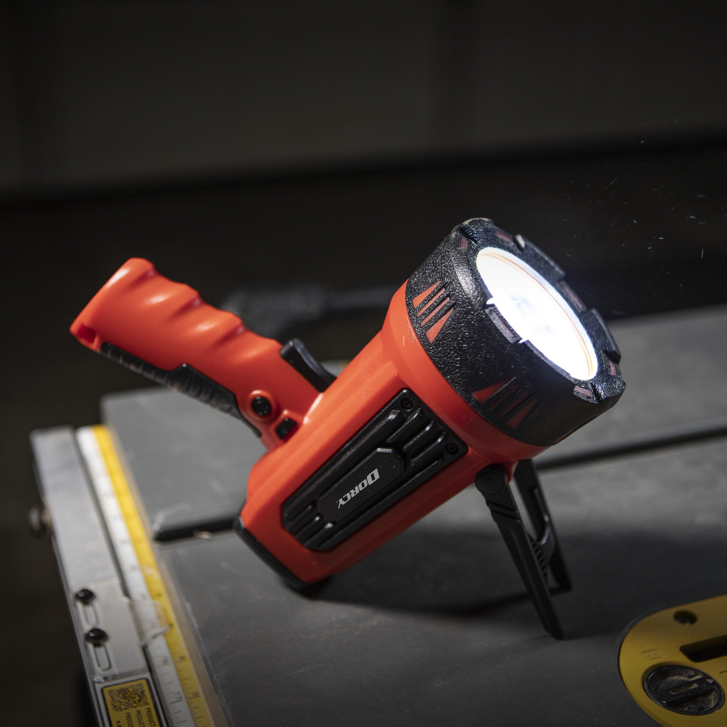Dorcy 1300 Lumen Ultra HD Rechargeable Spotlight + Power Bank