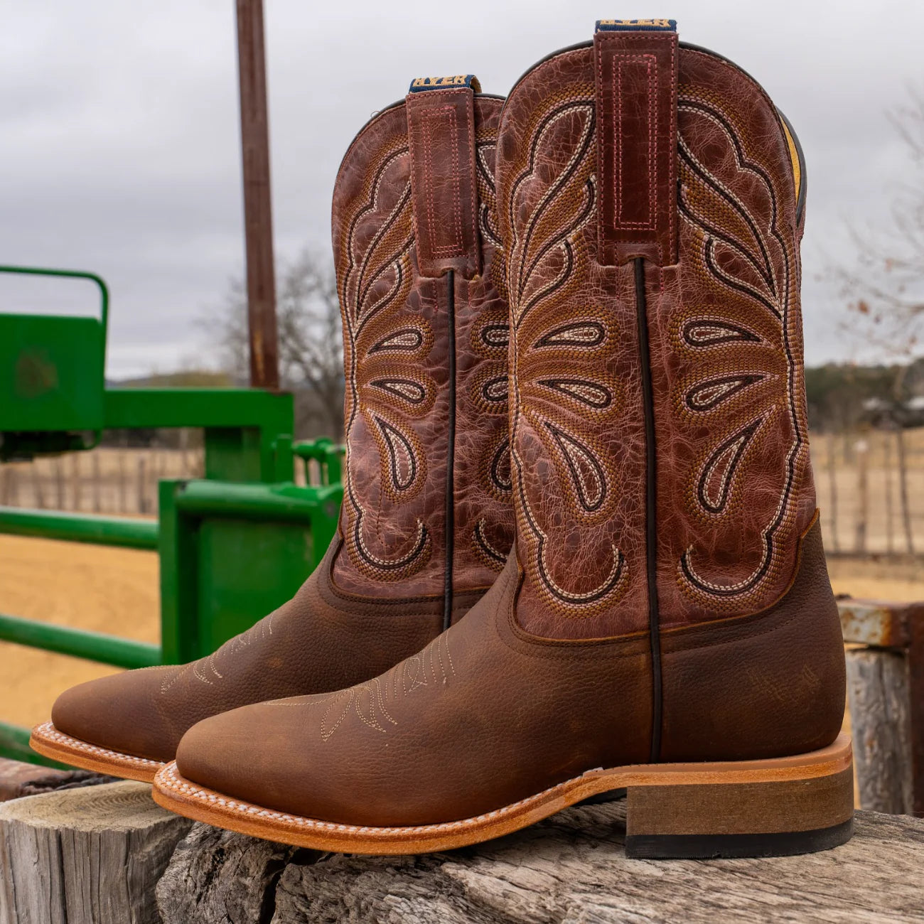 Hyer Lola Brown & Pink Boot