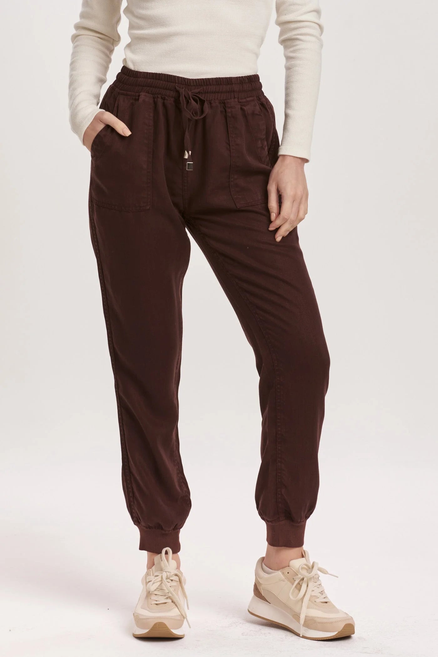 Dear John Jacey Super High Rise Cropped Jogger Pants in Ground Coffee