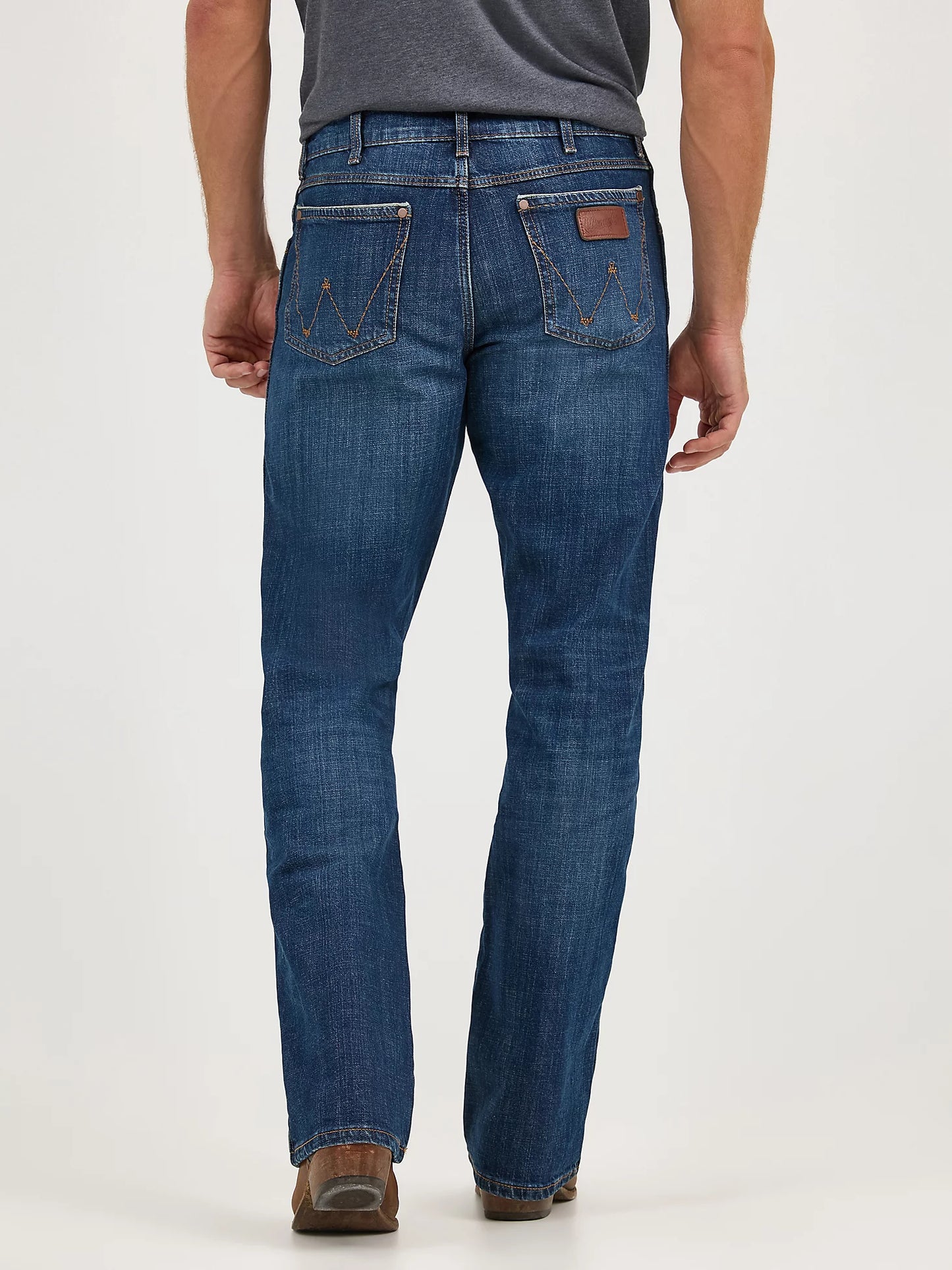 Wrangler Retro Relaxed Fit Bootcut Jean in Jackson Hole Wash