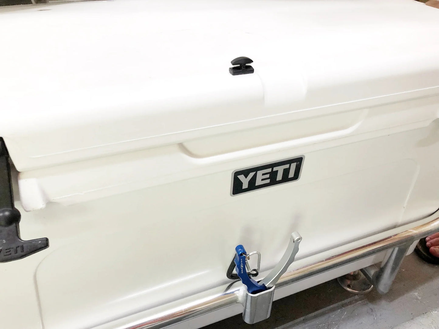 Line Cutterz Ceramic Blade Peel & Stick Flat Mount