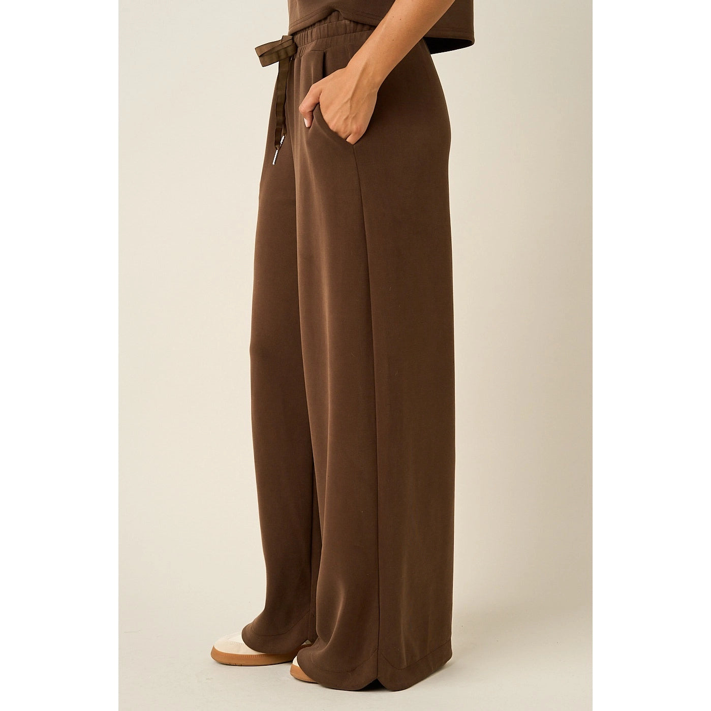 Cloud Knit Wide Leg Pants in Brown