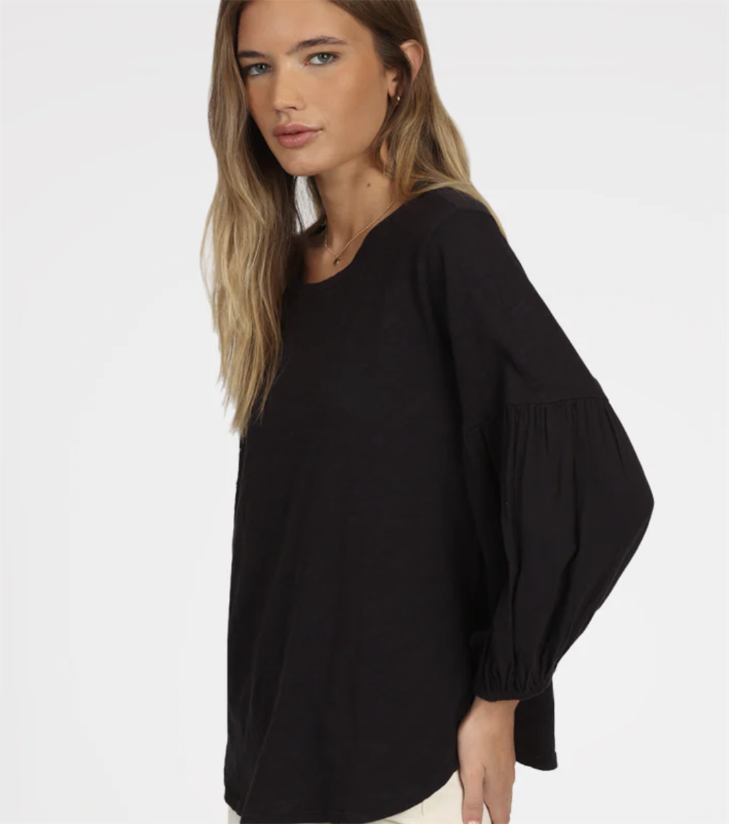 Dylan Slub Jersey Tee with Gauze Sleeve in Black