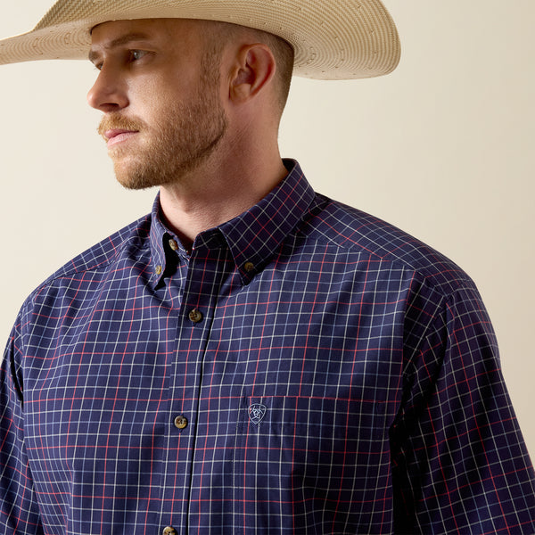 Ariat Pro Series Bernard Classic Fit Shirt in Evening Blue Check