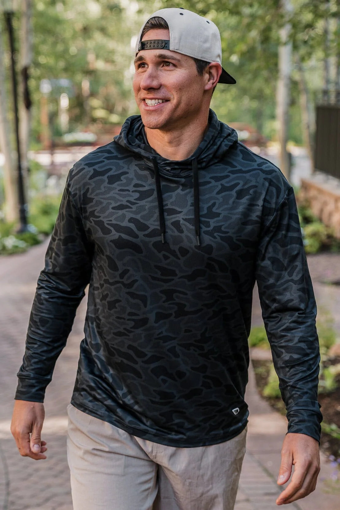 Burlebo Performance Hoodie in Black Camo