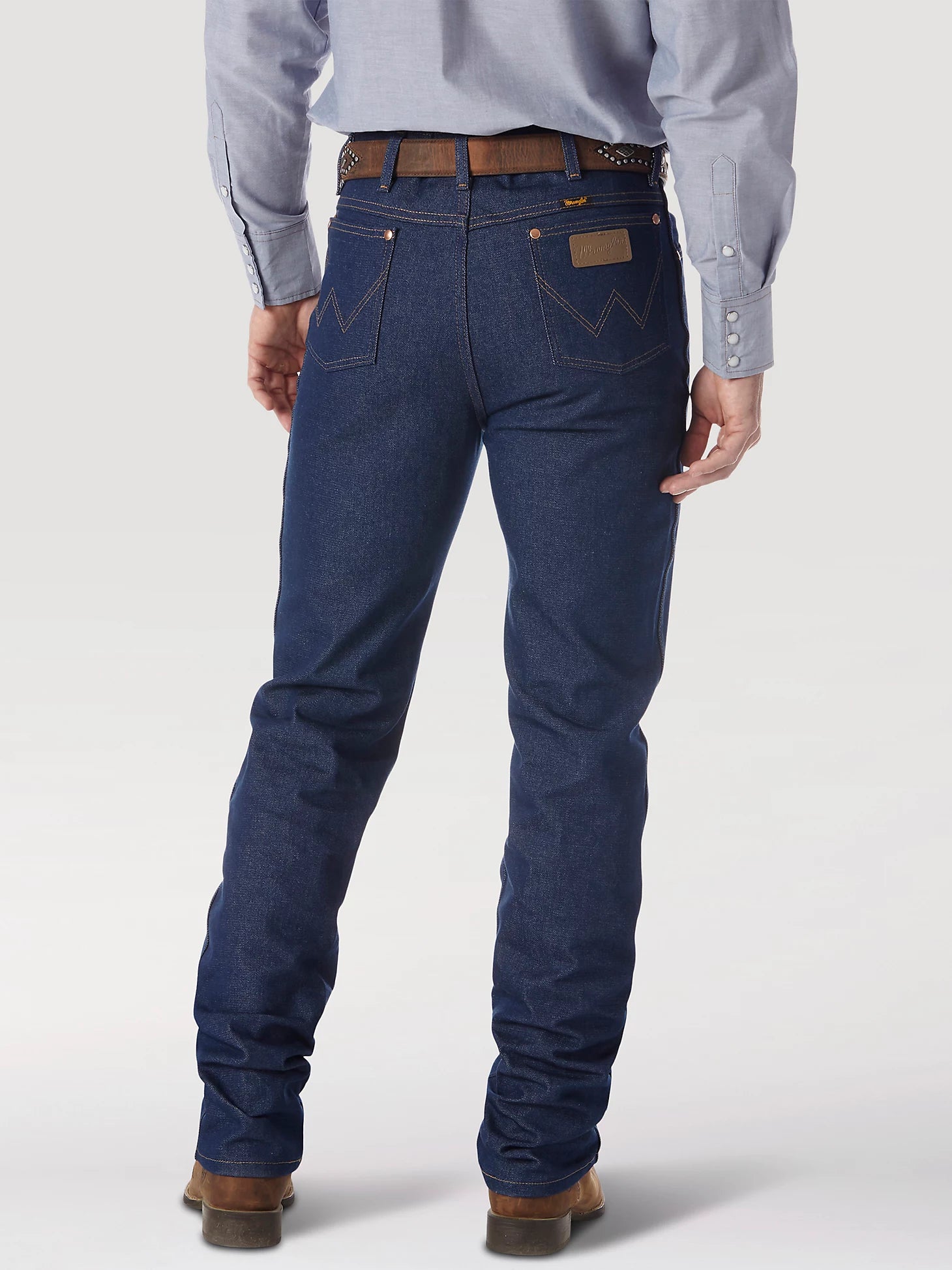 Wrangler Cowboy Cut Rigid Slim Fit Jean in Rigid Indigo