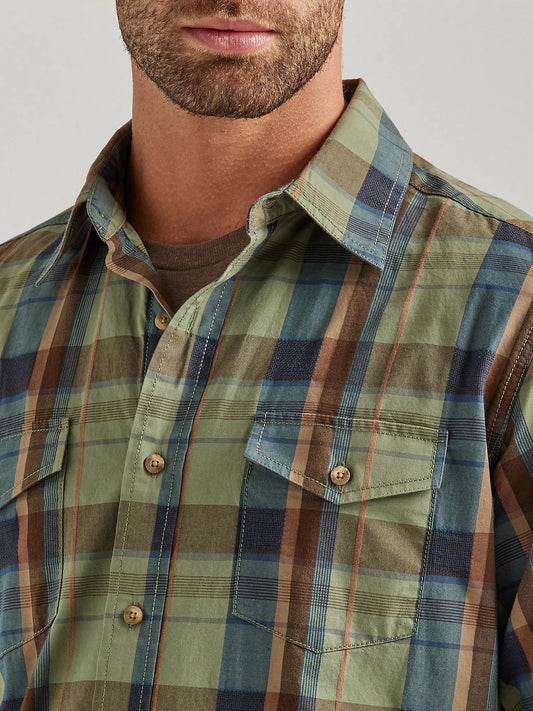 Wrangler Men's Retro Western Snap Plaid Shirt in Olive Madras