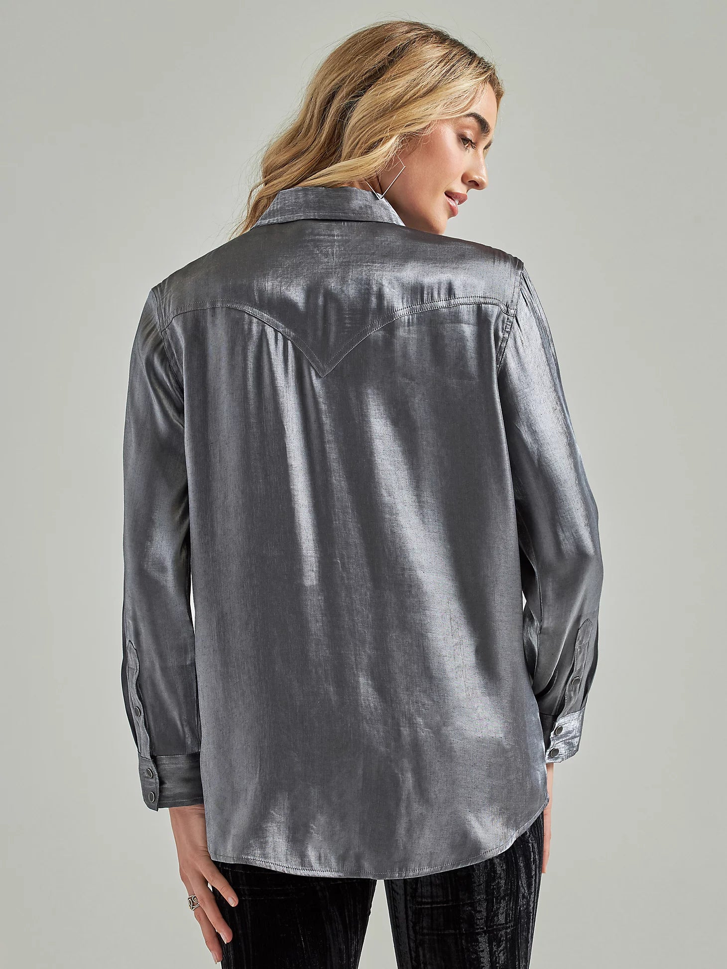 Wrangler Retro Party Western Snap Shirt in Metallic Silver