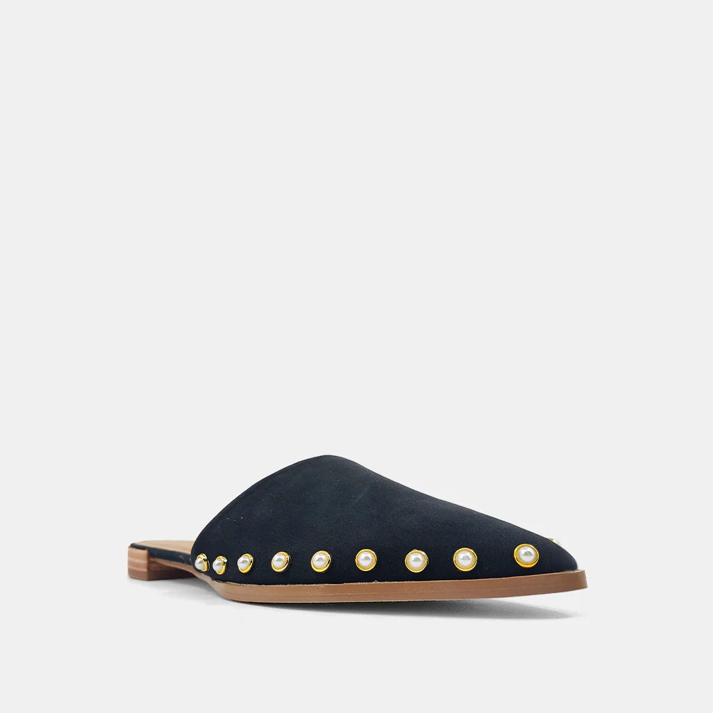 Shu Shop Alaska Shoe in Black