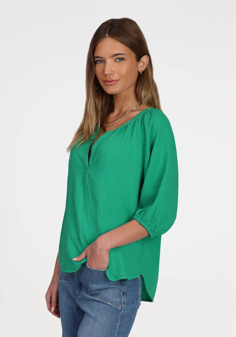 Dylan Jolie Top in Kelly Green