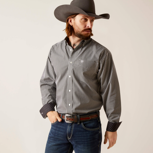 Ariat Wrinkle Free LS Button Shirt