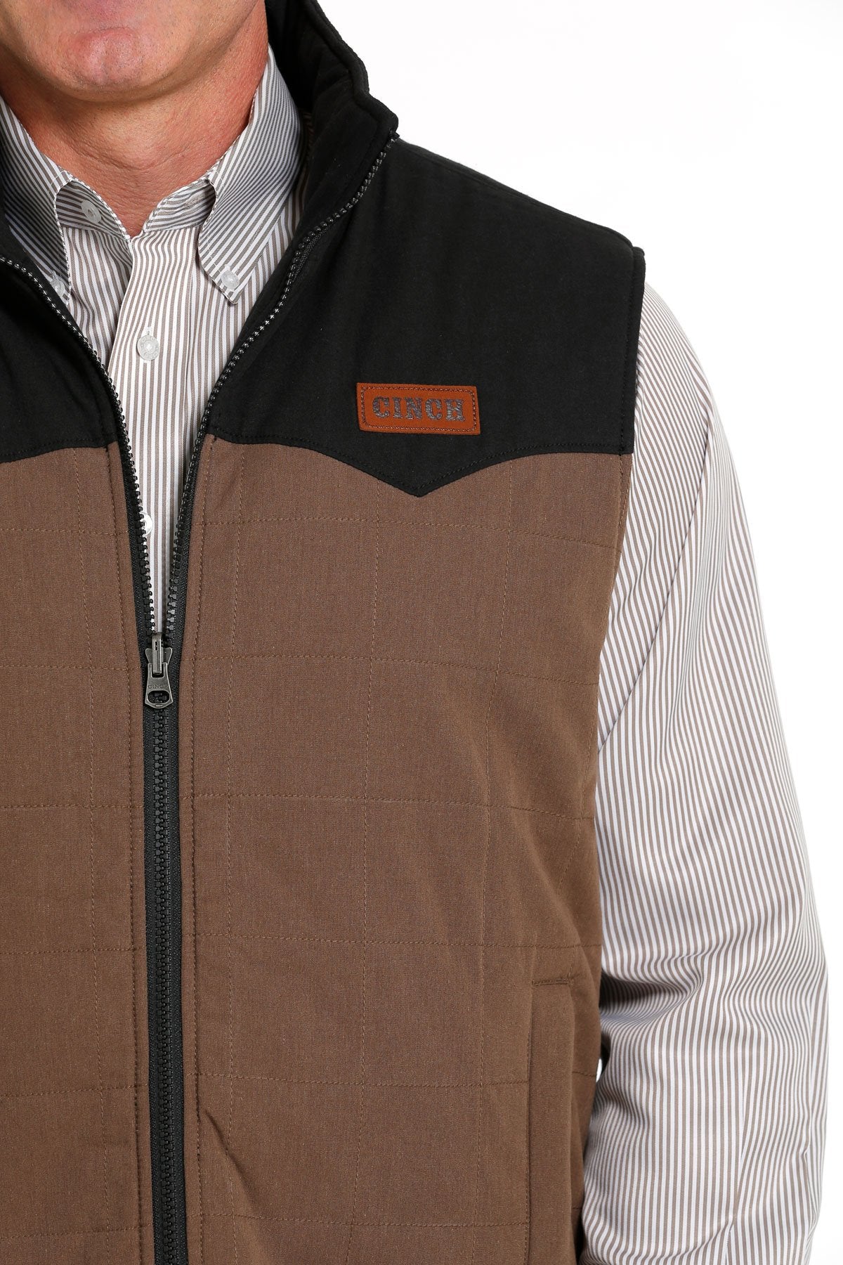 Cinch Men's Quilted Reversible Vest in Brown